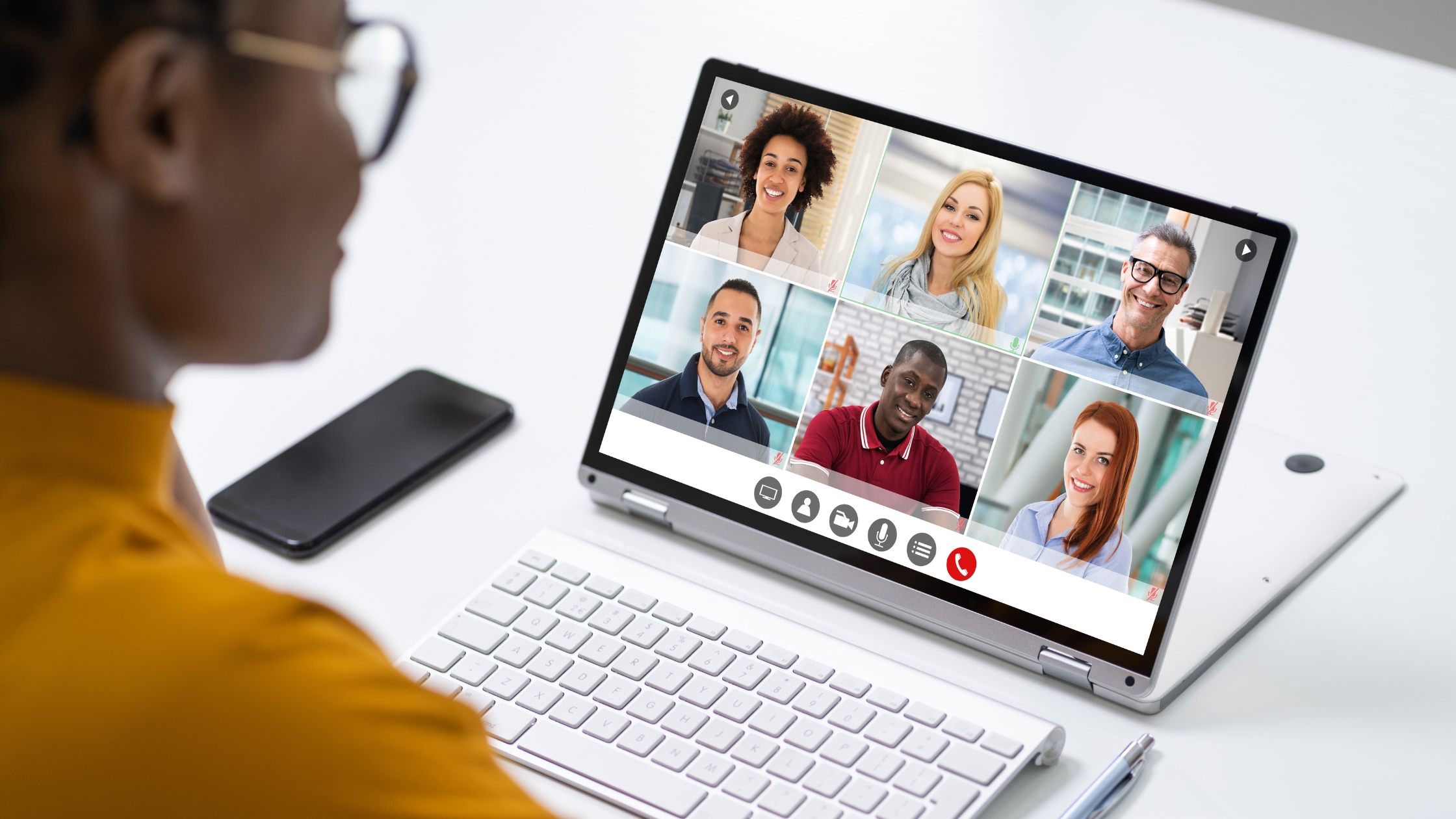21 Free fun Icebreakers for Online Teaching and virtual remote teams