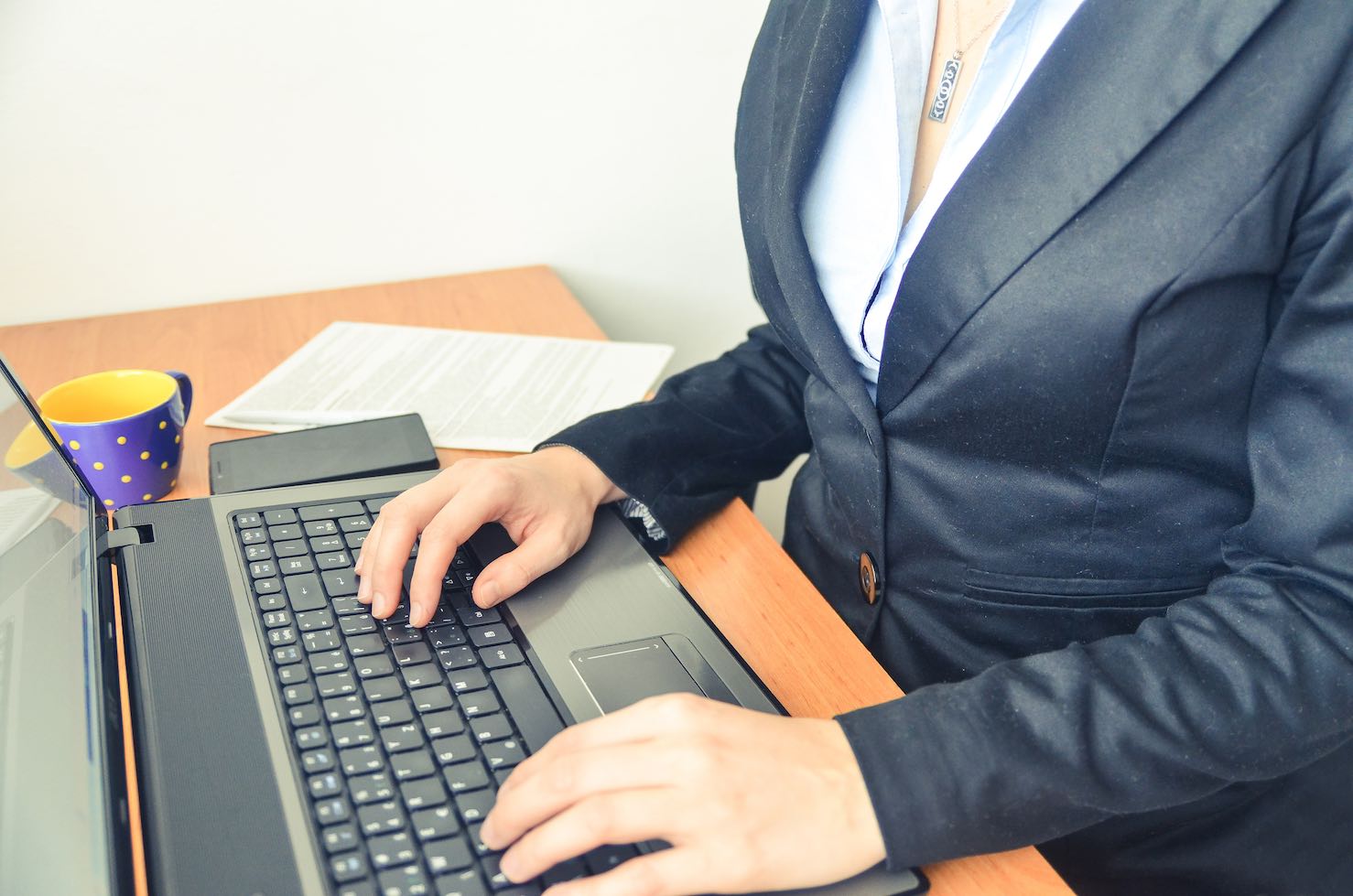 gerenciar funcionarios remotos