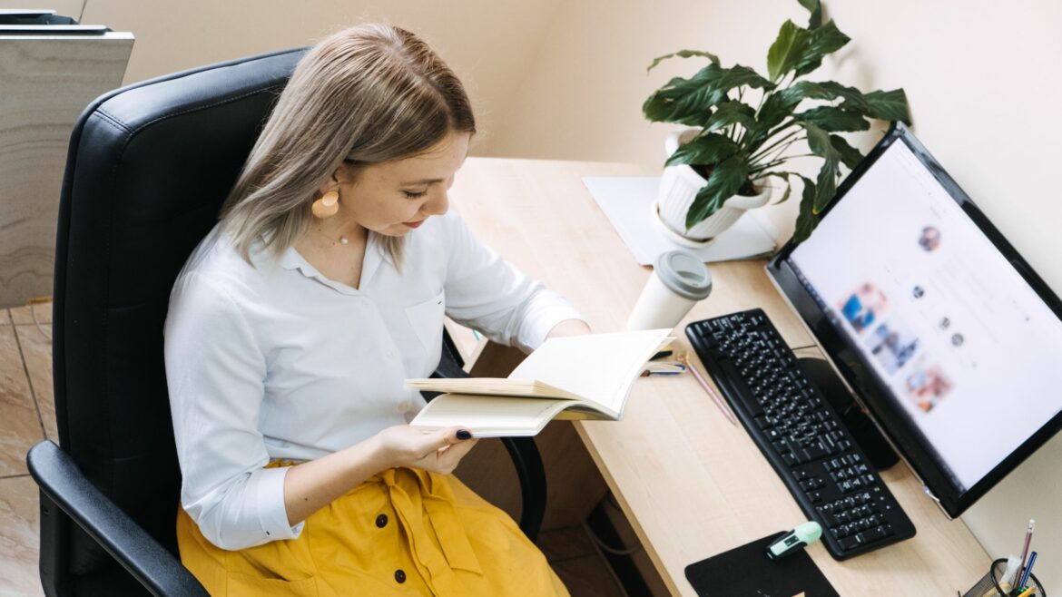 social media outsourcing