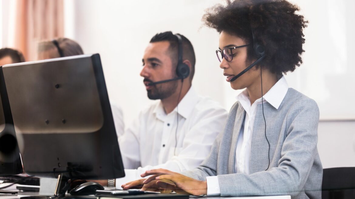 call center dress code