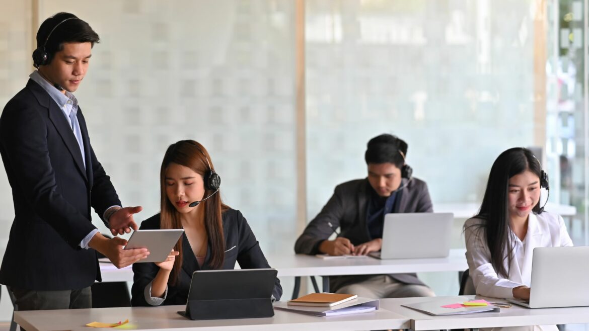 call center forecasting and scheduling